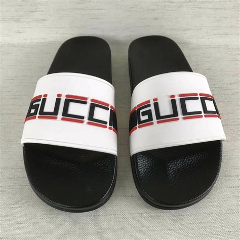 ciabatte imitazione gucci